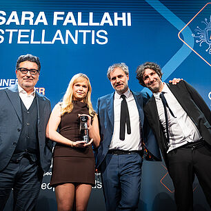 AI Explorer Award | Sara Fallahi, Stellantis (accepted by Lucy Abbot, CDN)